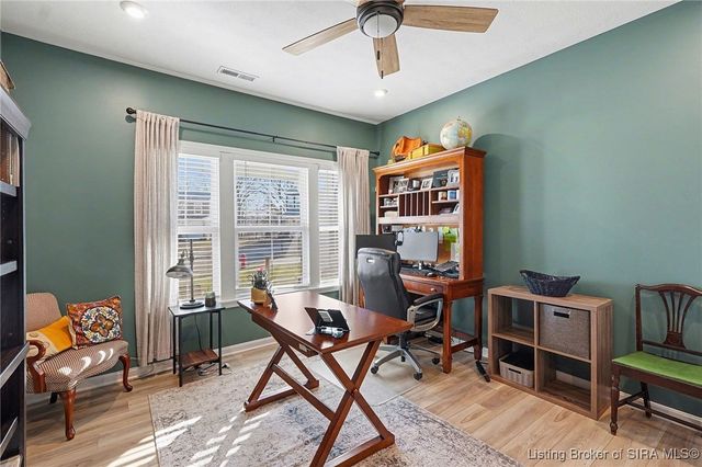 1210 Sir Barton Court, Memphis, IN 47143