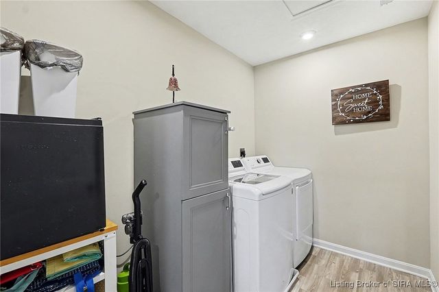 1210 Sir Barton Court, Memphis, IN 47143