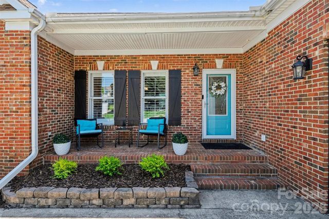 134 Chandeleur Drive, Mooresville, NC 28117