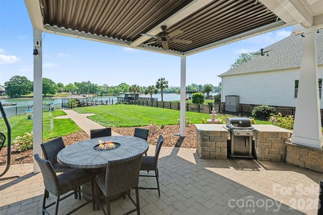 134 Chandeleur Drive, Mooresville, NC 28117