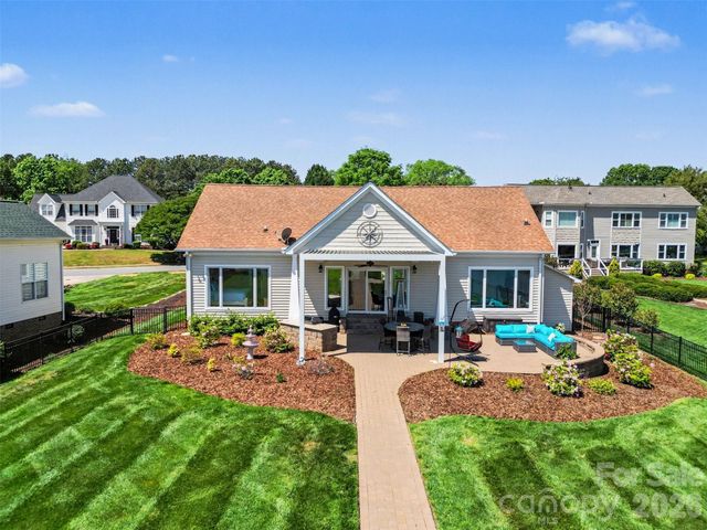 134 Chandeleur Drive, Mooresville, NC 28117