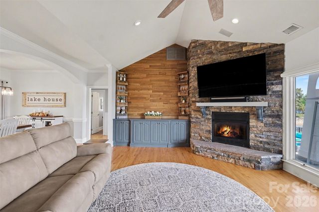 134 Chandeleur Drive, Mooresville, NC 28117