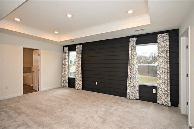 212 Creekside Dr., Oakdale, PA 15071