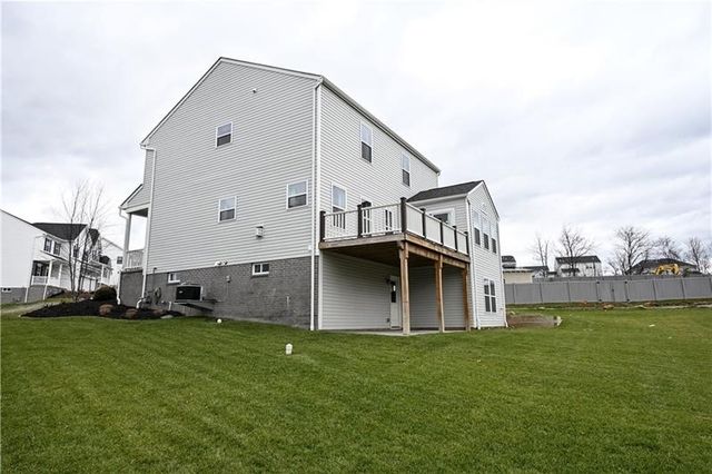 212 Creekside Dr., Oakdale, PA 15071