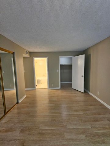 1900 N Congress Avenue 206, West Palm Beach, FL 33401