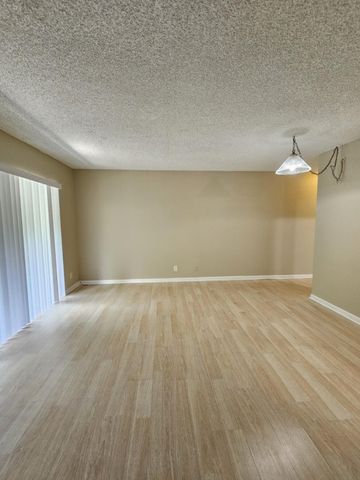 1900 N Congress Avenue 206, West Palm Beach, FL 33401