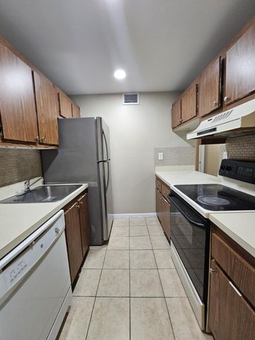 1900 N Congress Avenue 206, West Palm Beach, FL 33401