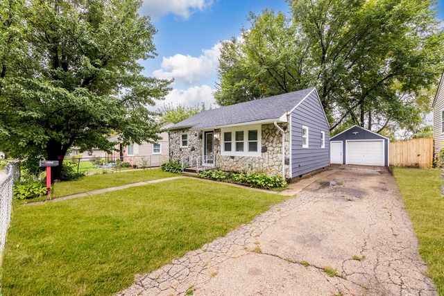 1135 E Galena Boulevard, Aurora, IL 60505