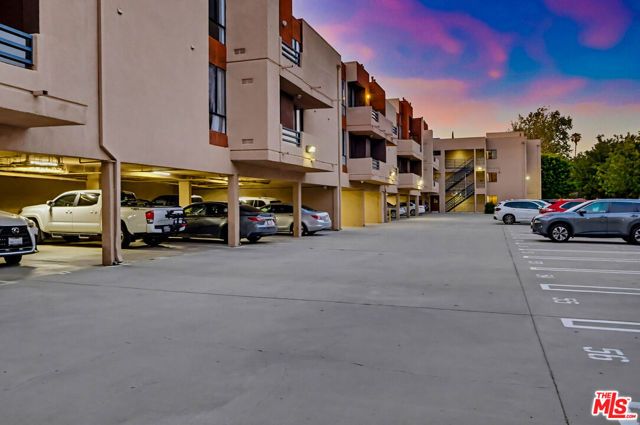 7826 Topanga Canyon Boulevard 210, Canoga Park (los Angeles), CA 91304