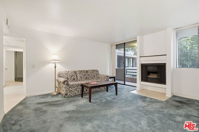 7826 Topanga Canyon Boulevard 210, Canoga Park (los Angeles), CA 91304