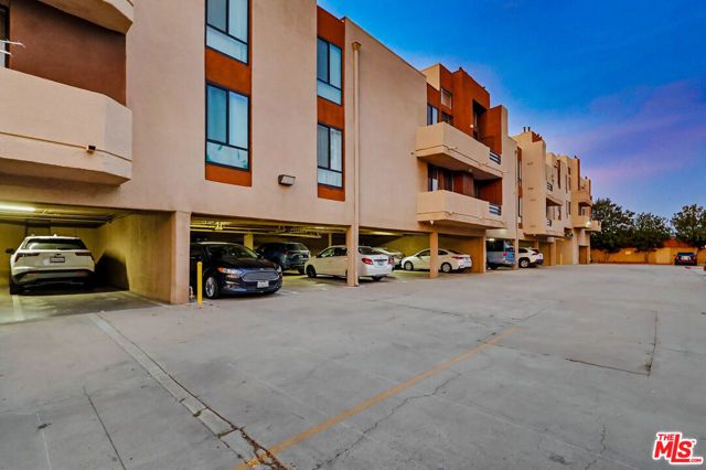 7826 Topanga Canyon Boulevard 210, Canoga Park (los Angeles), CA 91304