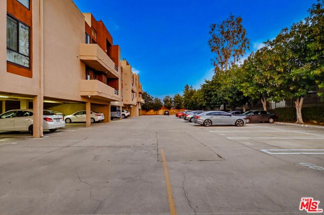 7826 Topanga Canyon Boulevard 210, Canoga Park (los Angeles), CA 91304