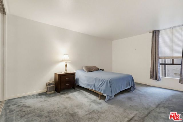 7826 Topanga Canyon Boulevard 210, Canoga Park (los Angeles), CA 91304