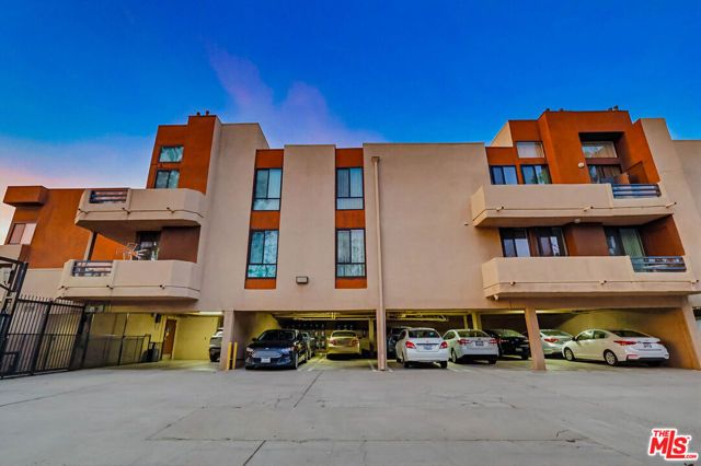 7826 Topanga Canyon Boulevard 210, Canoga Park (los Angeles), CA 91304