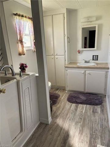 739 Leisure LN, North Fort Myers, FL 33917