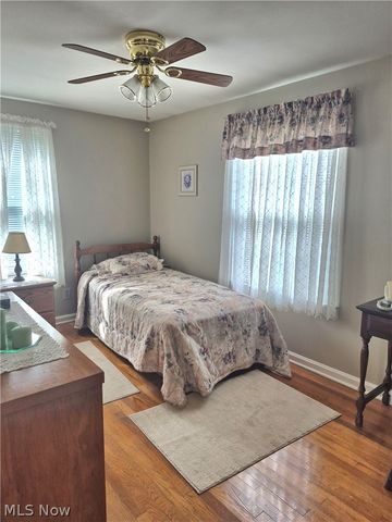 4546 N Leavitt Road NW, Warren, OH 44485