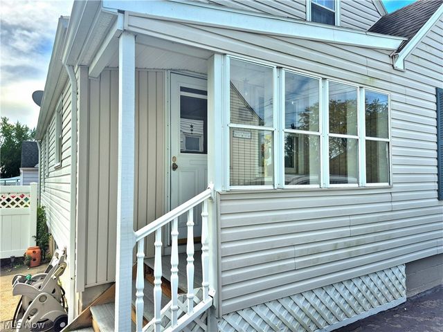 4546 N Leavitt Road NW, Warren, OH 44485