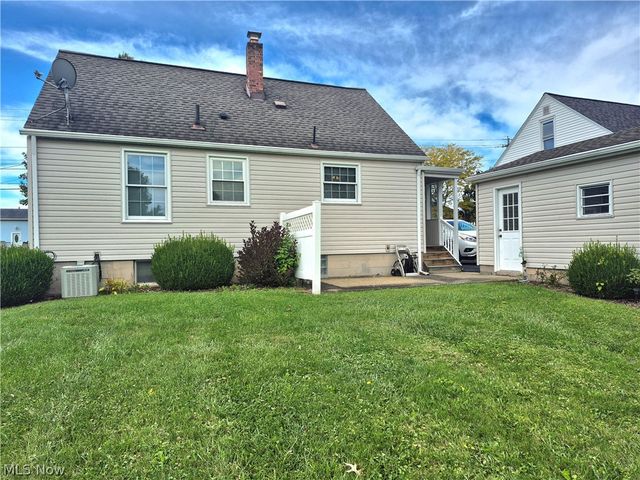 4546 N Leavitt Road NW, Warren, OH 44485