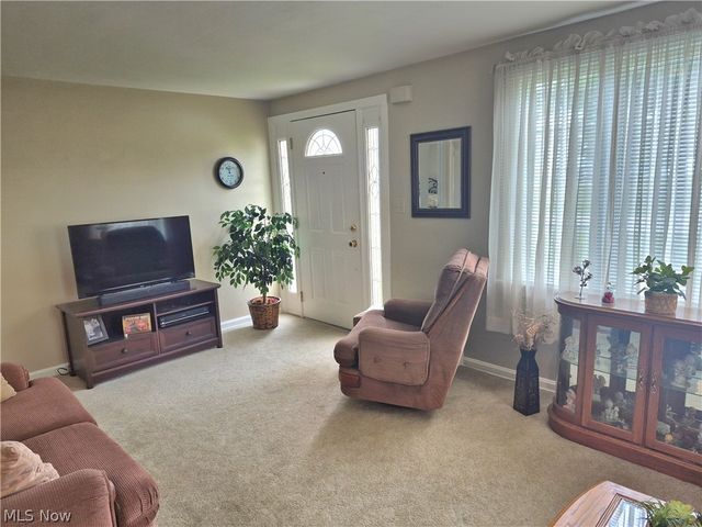 4546 N Leavitt Road NW, Warren, OH 44485