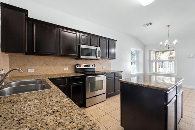 760 Gabriel Mills DR, Round Rock, TX 78664