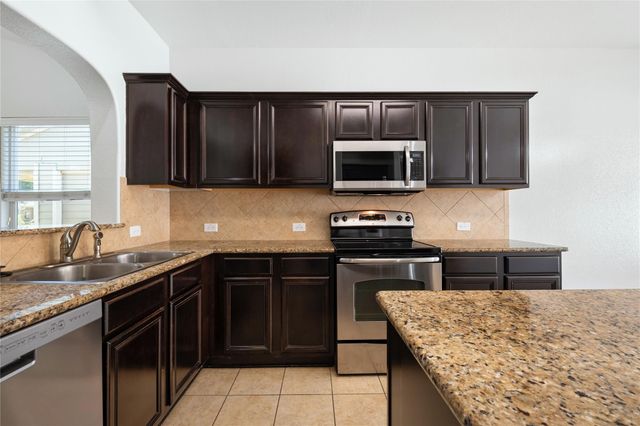 760 Gabriel Mills DR, Round Rock, TX 78664