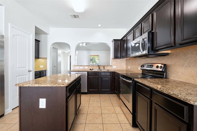 760 Gabriel Mills DR, Round Rock, TX 78664