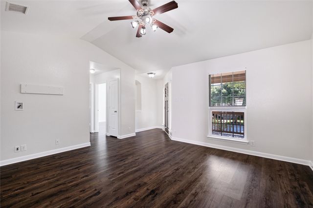 760 Gabriel Mills DR, Round Rock, TX 78664