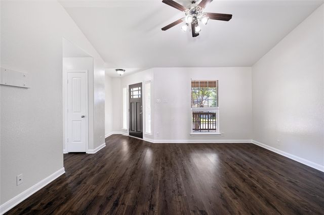 760 Gabriel Mills DR, Round Rock, TX 78664