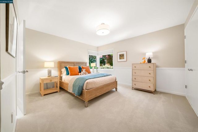 3926 S Peardale Dr, Lafayette, CA 94549