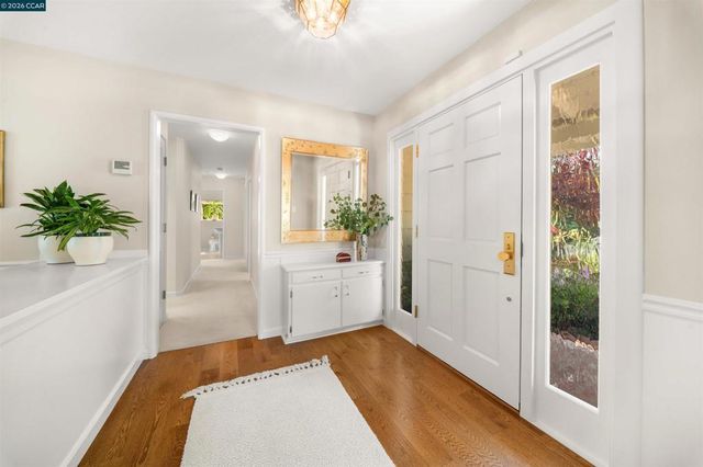 3926 S Peardale Dr, Lafayette, CA 94549