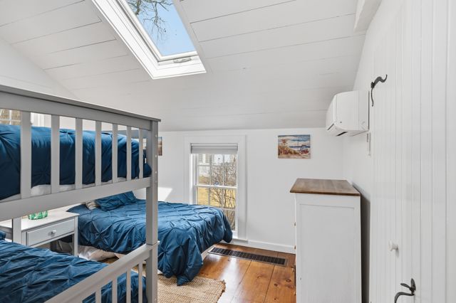 25 Milestone Way, Mashpee, MA 02649