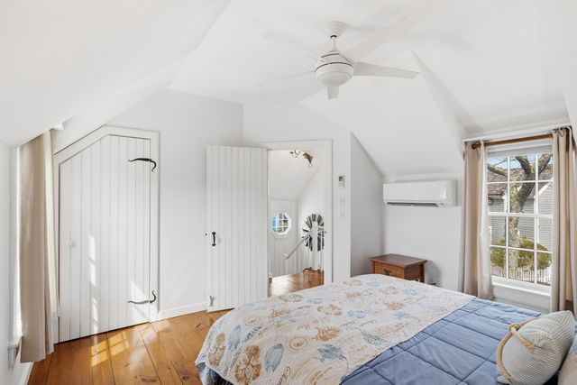 25 Milestone Way, Mashpee, MA 02649