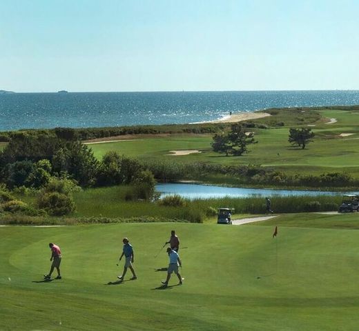 25 Milestone Way, Mashpee, MA 02649