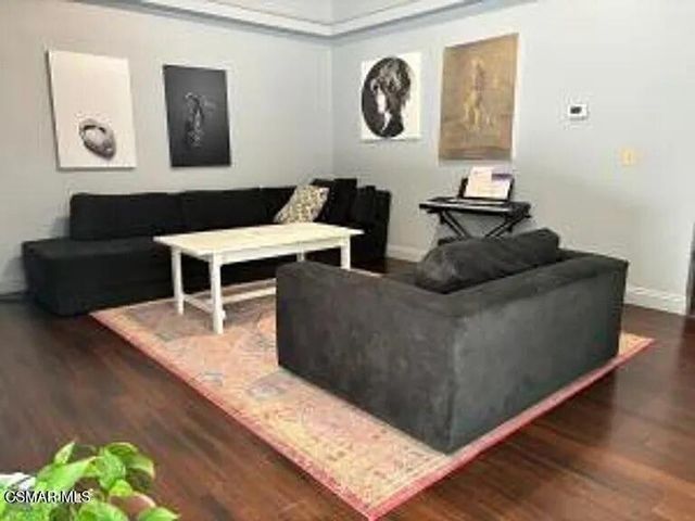 609 Via Novella, Oak Park, CA 91377