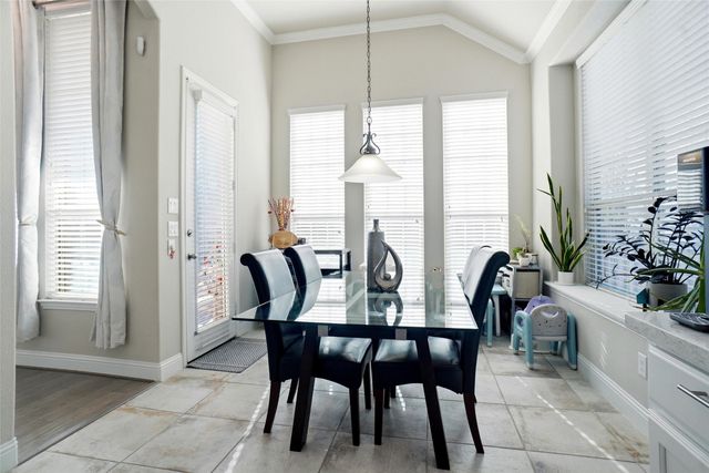 908 Canyon Oak Drive, Euless, TX 76039