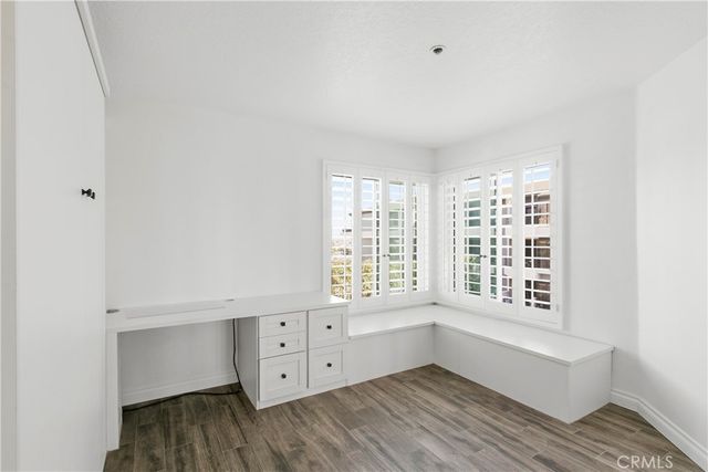 260 Cagney Lane 114, Newport Beach, CA 92663