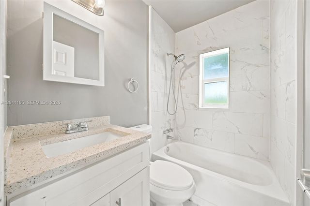 1992 NW 56th Street, Miami, FL 33142
