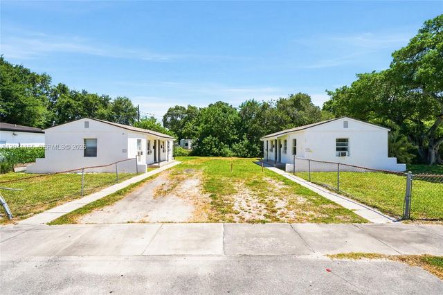 1992 NW 56th Street, Miami, FL 33142