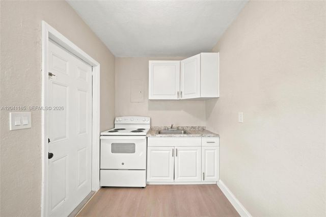 1992 NW 56th Street, Miami, FL 33142