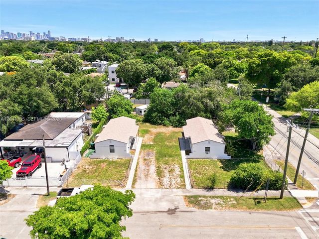 1992 NW 56th Street, Miami, FL 33142