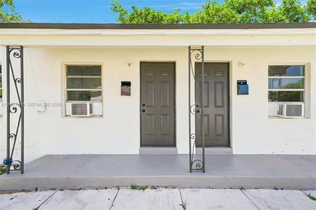 1992 NW 56th Street, Miami, FL 33142
