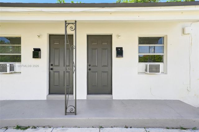 1992 NW 56th Street, Miami, FL 33142