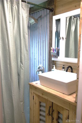 5845 Manchester Road, Franklin, OH 45005