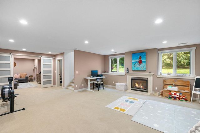 16010 45th Avenue N, Plymouth, MN 55446
