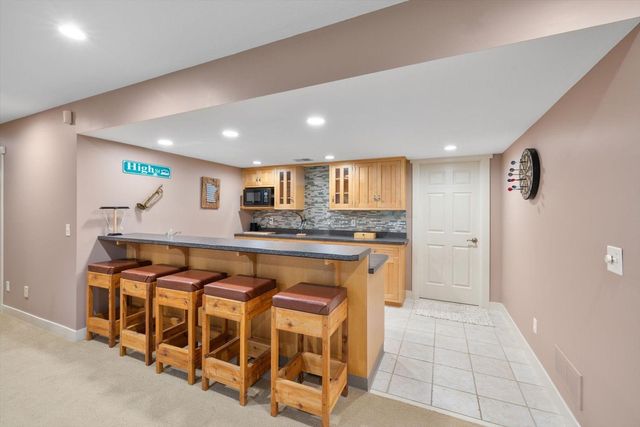 16010 45th Avenue N, Plymouth, MN 55446