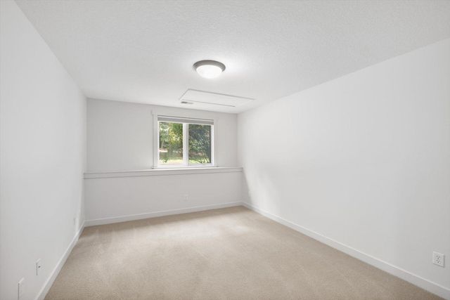 16010 45th Avenue N, Plymouth, MN 55446