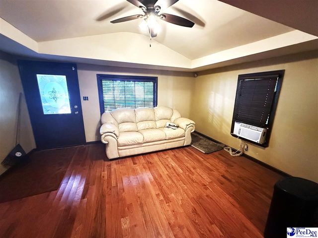 318 Wilmont Street, Lake City, SC 29560
