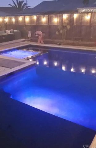 1037 Kings Road, Escondido, CA 92027