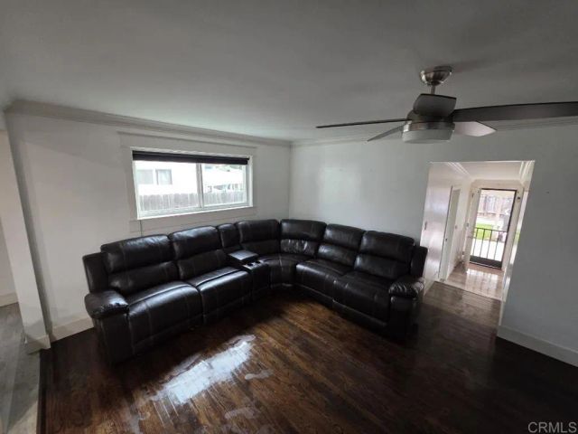 1037 Kings Road, Escondido, CA 92027