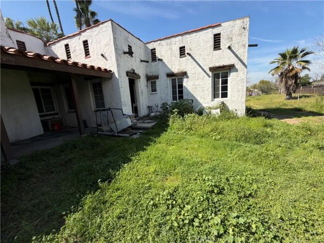 27490 Norwood, Highland, CA 92346